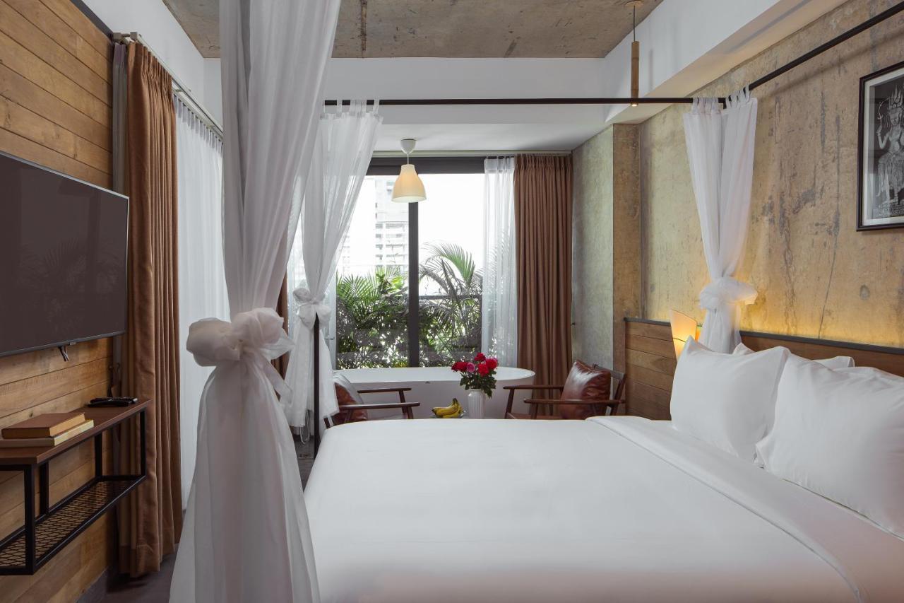 Cest La Vie Boutique Hotel Пномпень Экстерьер фото